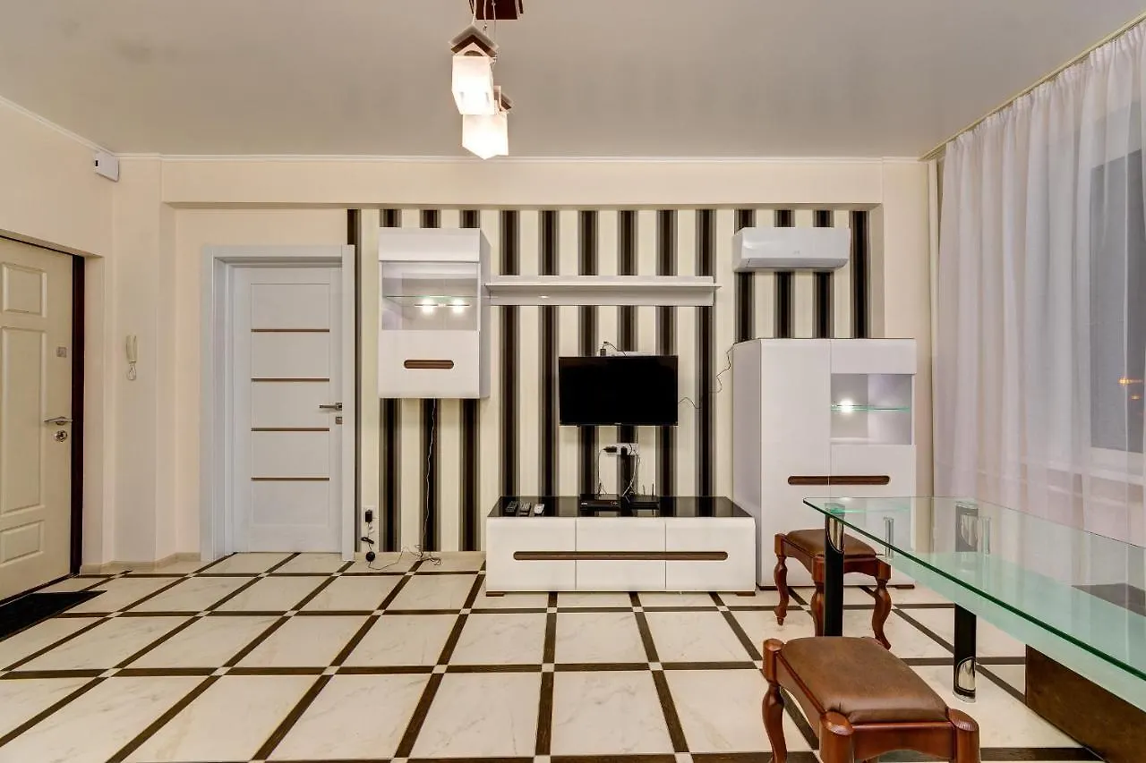 Прекрасная 2К Квартира Бульвар Леси Украинки. Дружбы Народов Kyiv Apartment